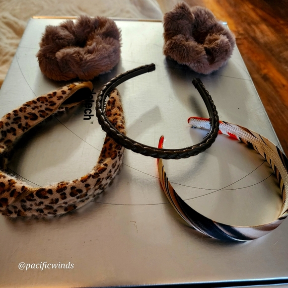 NWOT 3 HEADBANDS & 2 HAIR TIES - Picture 1 of 8